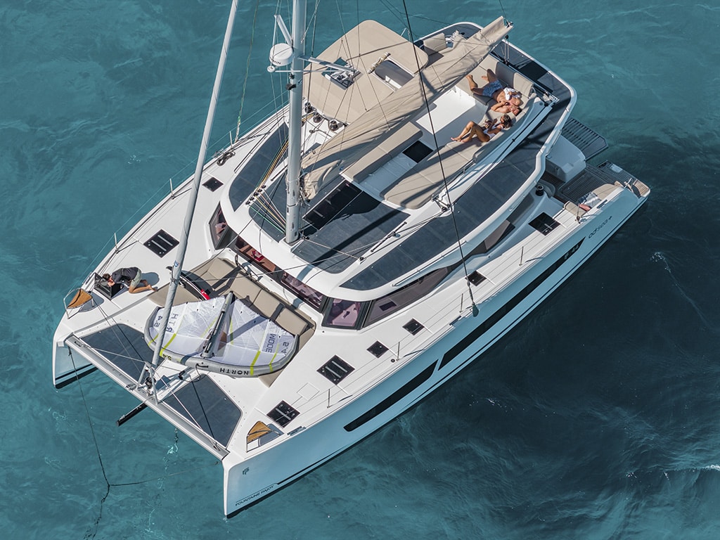 Fountaine Pajot 44